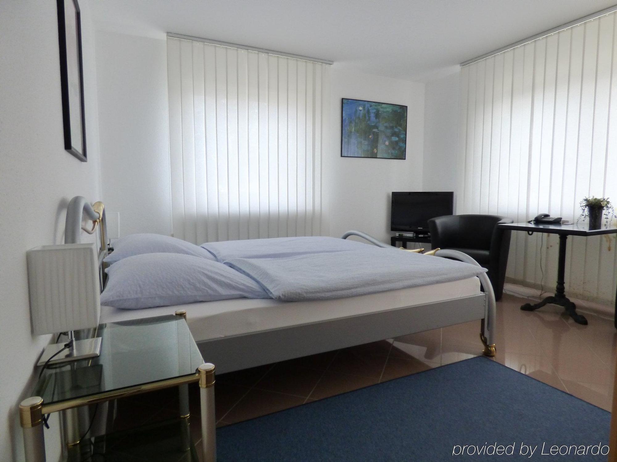 Hotel Alt Buettgen Kaarst Dış mekan fotoğraf