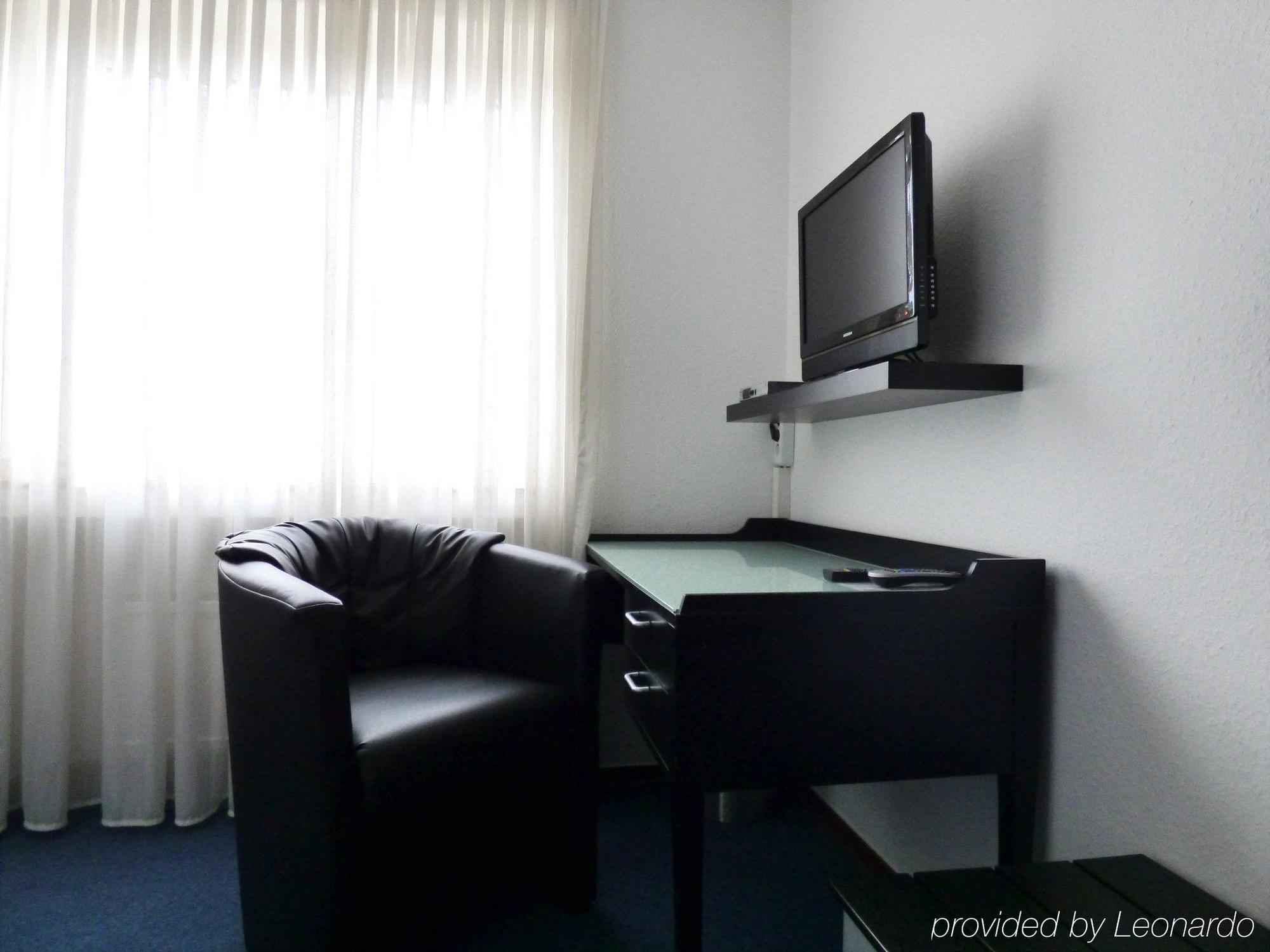 Hotel Alt Buettgen Kaarst Dış mekan fotoğraf