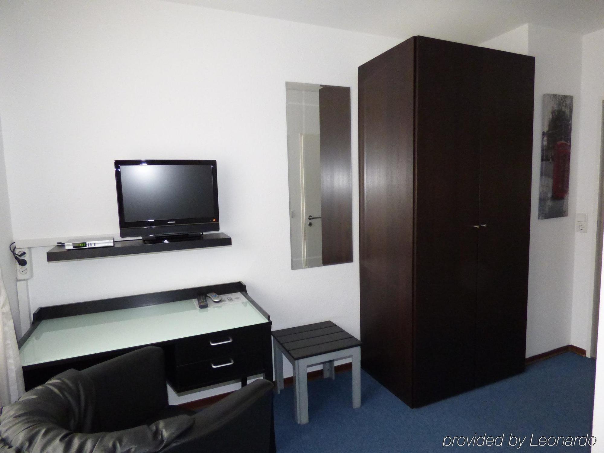Hotel Alt Buettgen Kaarst Dış mekan fotoğraf