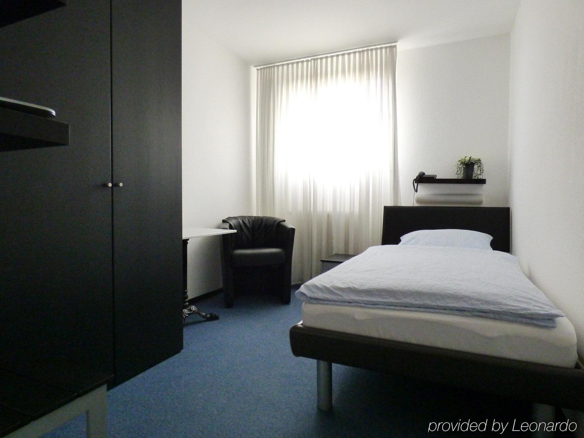 Hotel Alt Buettgen Kaarst Dış mekan fotoğraf