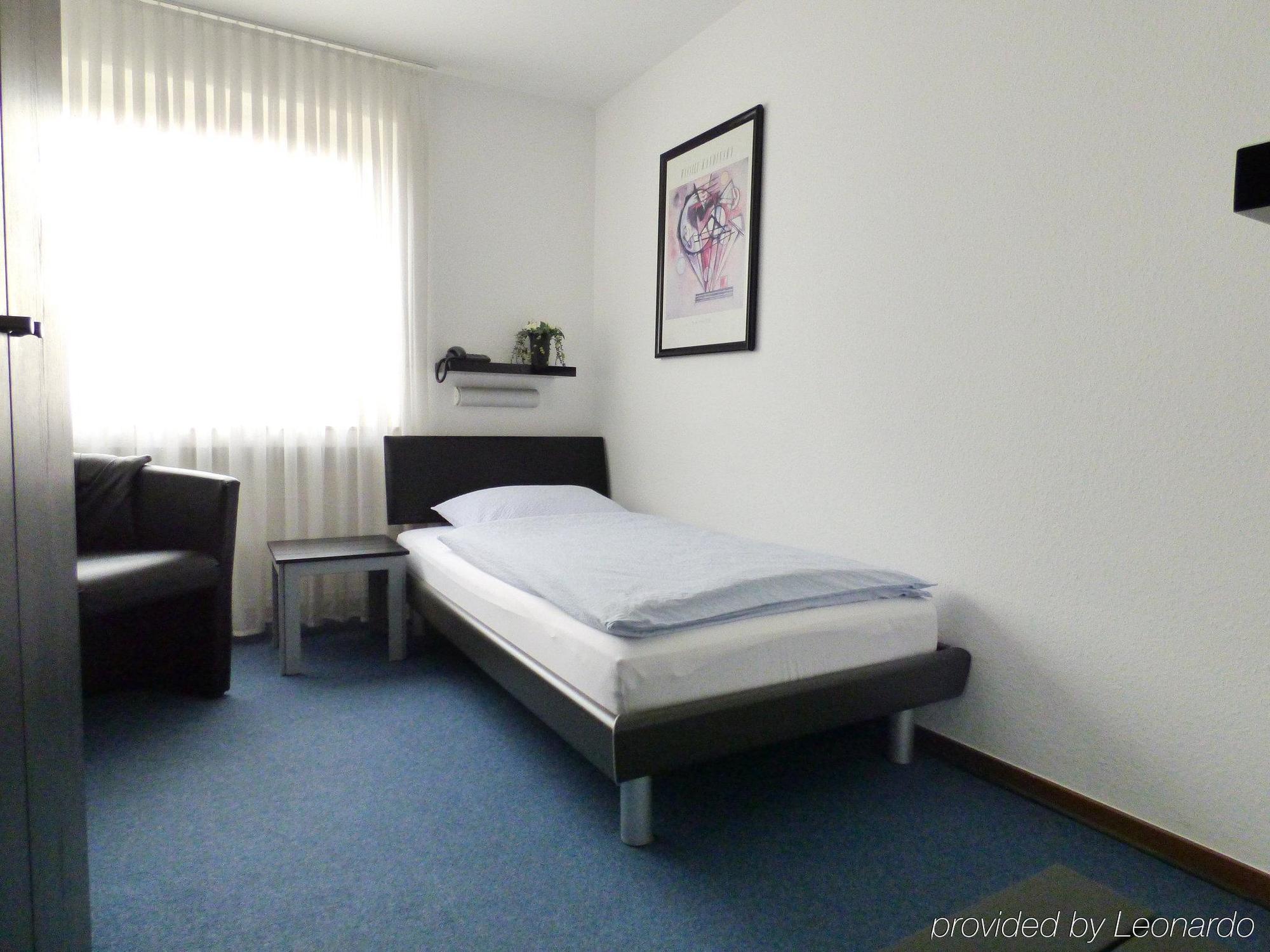 Hotel Alt Buettgen Kaarst Dış mekan fotoğraf