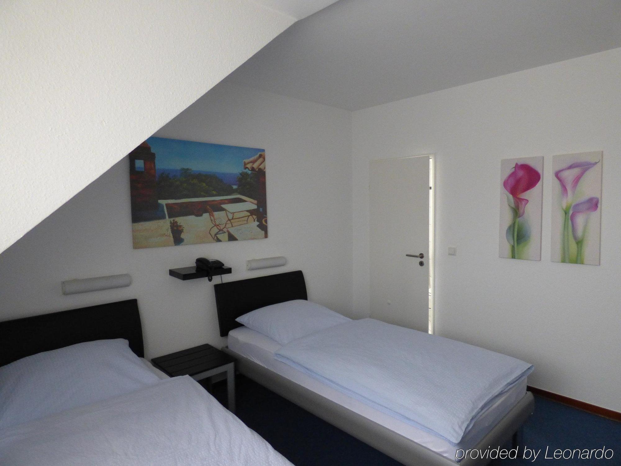 Hotel Alt Buettgen Kaarst Dış mekan fotoğraf