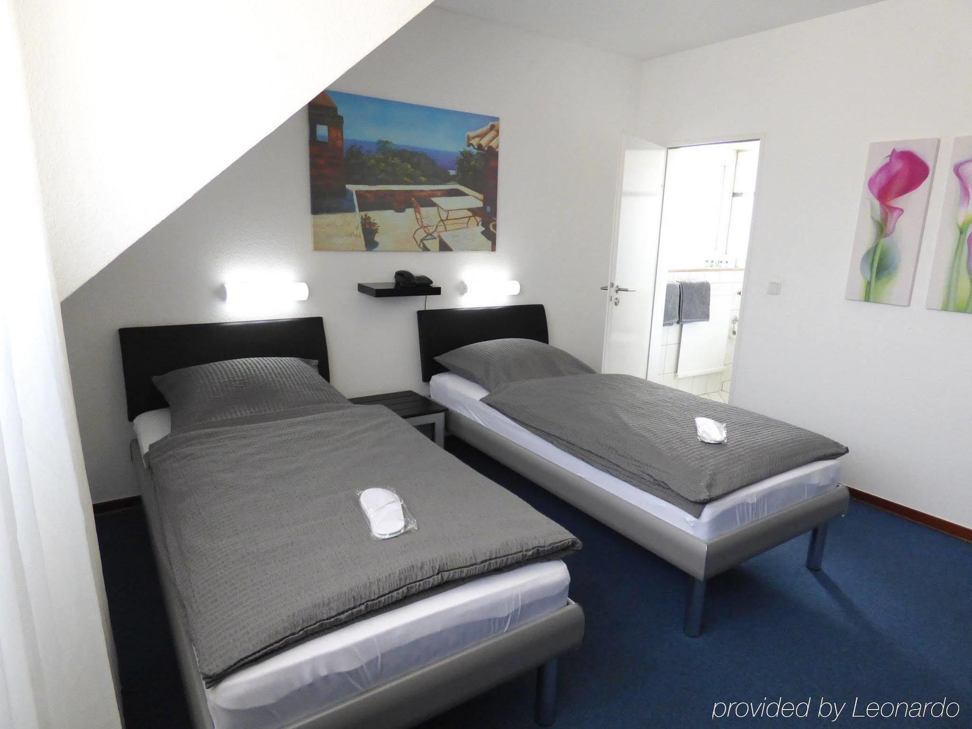 Hotel Alt Buettgen Kaarst Dış mekan fotoğraf
