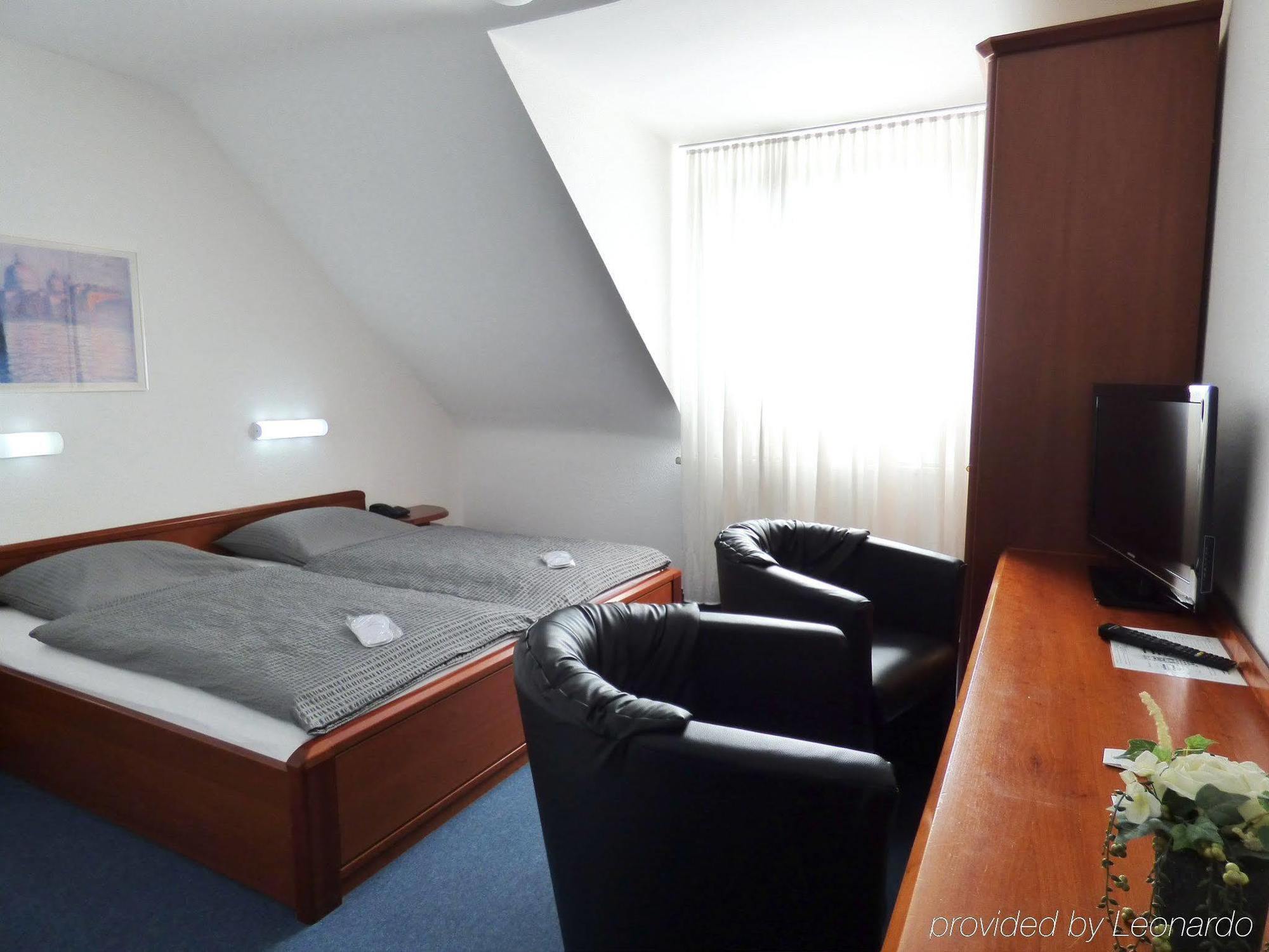 Hotel Alt Buettgen Kaarst Dış mekan fotoğraf