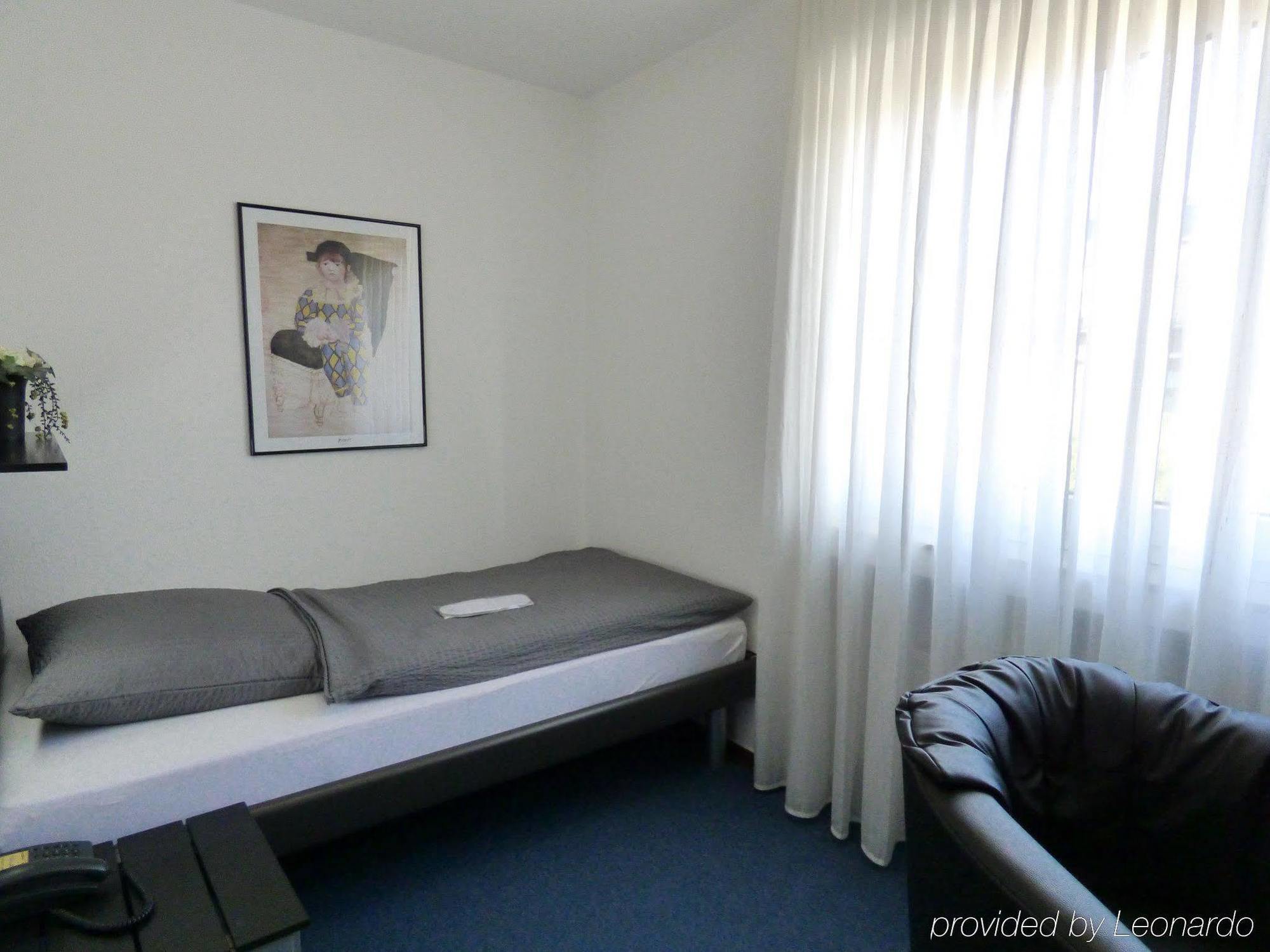 Hotel Alt Buettgen Kaarst Dış mekan fotoğraf